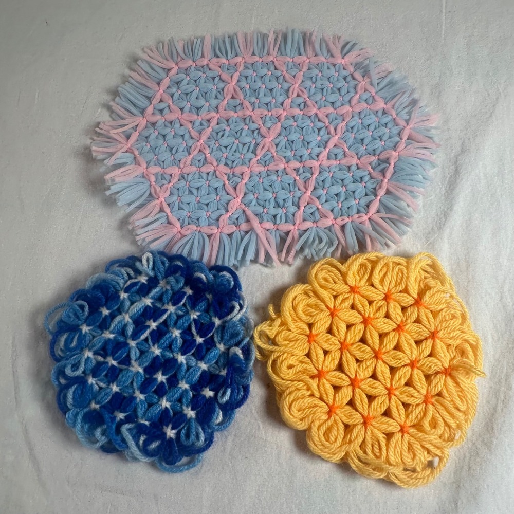Vintage Handmade Yarn Loom Flower Trivets Coasters Set 3 Boho Retro Kitchen
